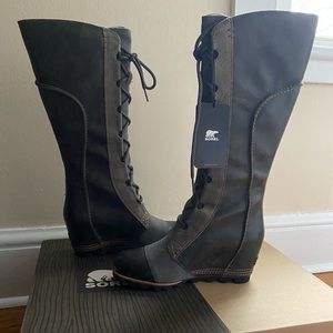 NEW SOREL Cate the Great Wedge boots 8.5